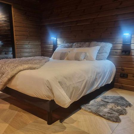 Le Chalet Loft Spa Calais Exterior foto